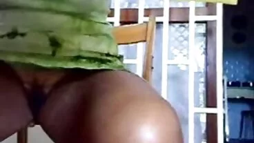 Pemandangan Natural Tits dengan Coco De Mal yang bersemangat dari JoyMii sek awek melayu