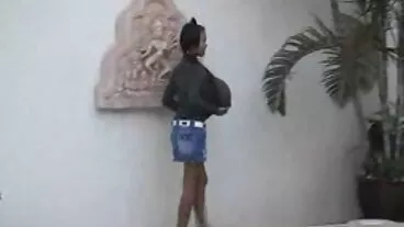 Filem Legs On Shoulders dengan Mimi Curvaceous yang seksi dari Reality seks amoi Kings