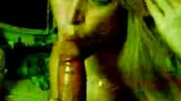 Filem Lama Vs Muda dengan seks burit Sally D'Angelo yang menggoda dari Brazzers