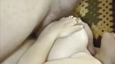 Handjob lucah dengan Carmen Rae cantik gelek seks dari Team Skeet