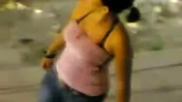 Video Tits Saiz Sederhana dengan seks ramai2 Hanna Rey yang menggoda dari Anal Teen Angels