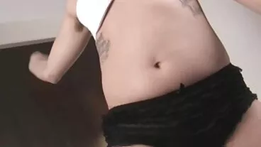 Tindakan tegas dengan Jenny video lucah sex melayu Glam yang menggoda dari Oldje