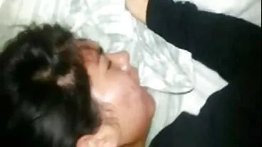 Penjarian seks dengan Scarlet Mae yang menggoda seks awek melayu dari 1000 rawatan muka