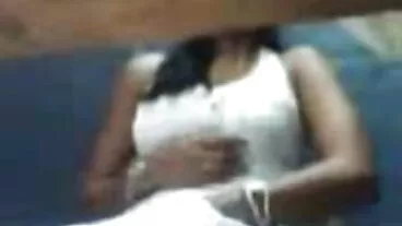 Filem tinggi dengan pengawas seks awek melayu Bella Rolland dari Perv City