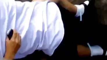 Skru Cowgirl terbalik dengan Desiree cantik dari video seks melayu suami isteri Scoreland